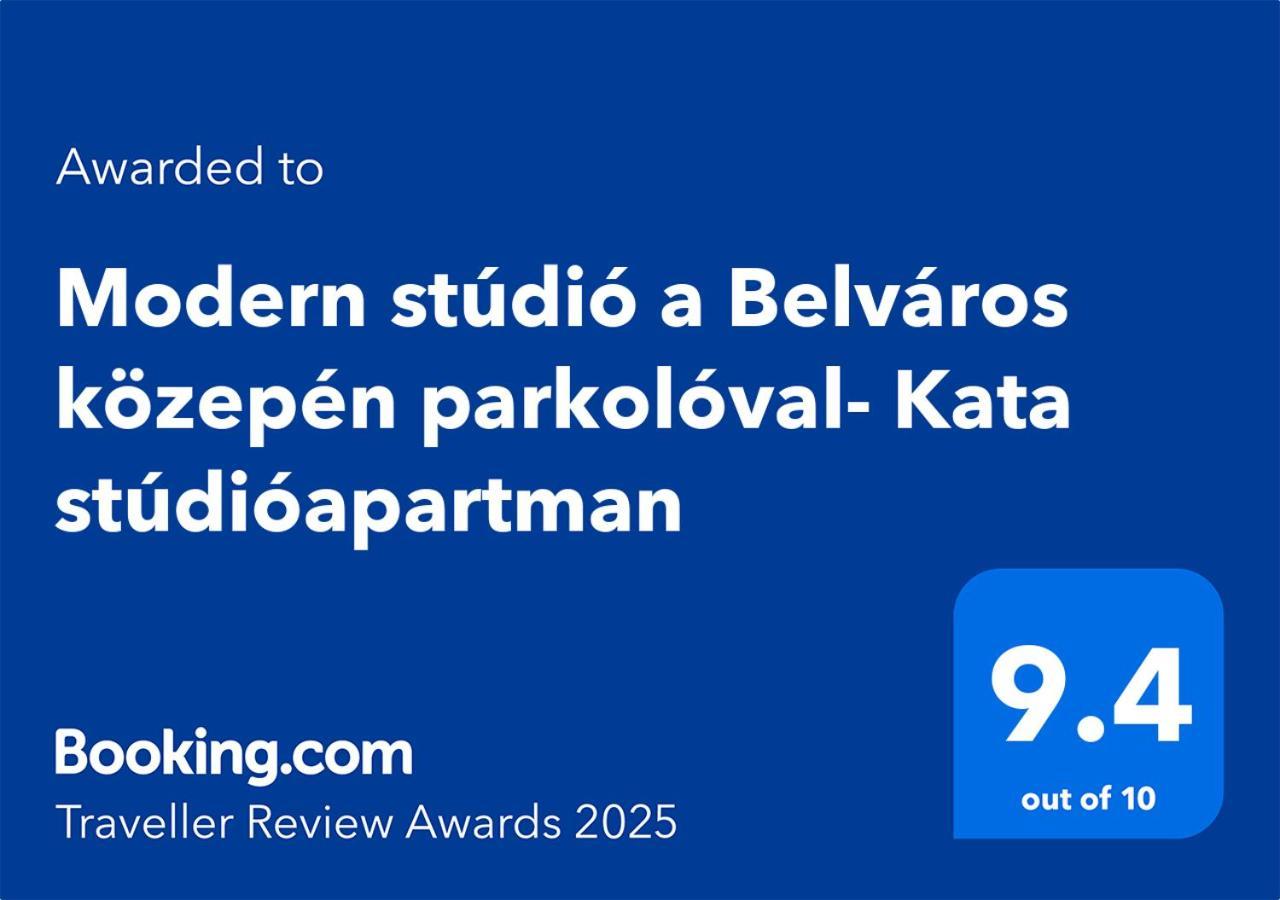 Modern Studio A Belvaros Koezepen Parkoloval- Kata Studioapartman غيور المظهر الخارجي الصورة